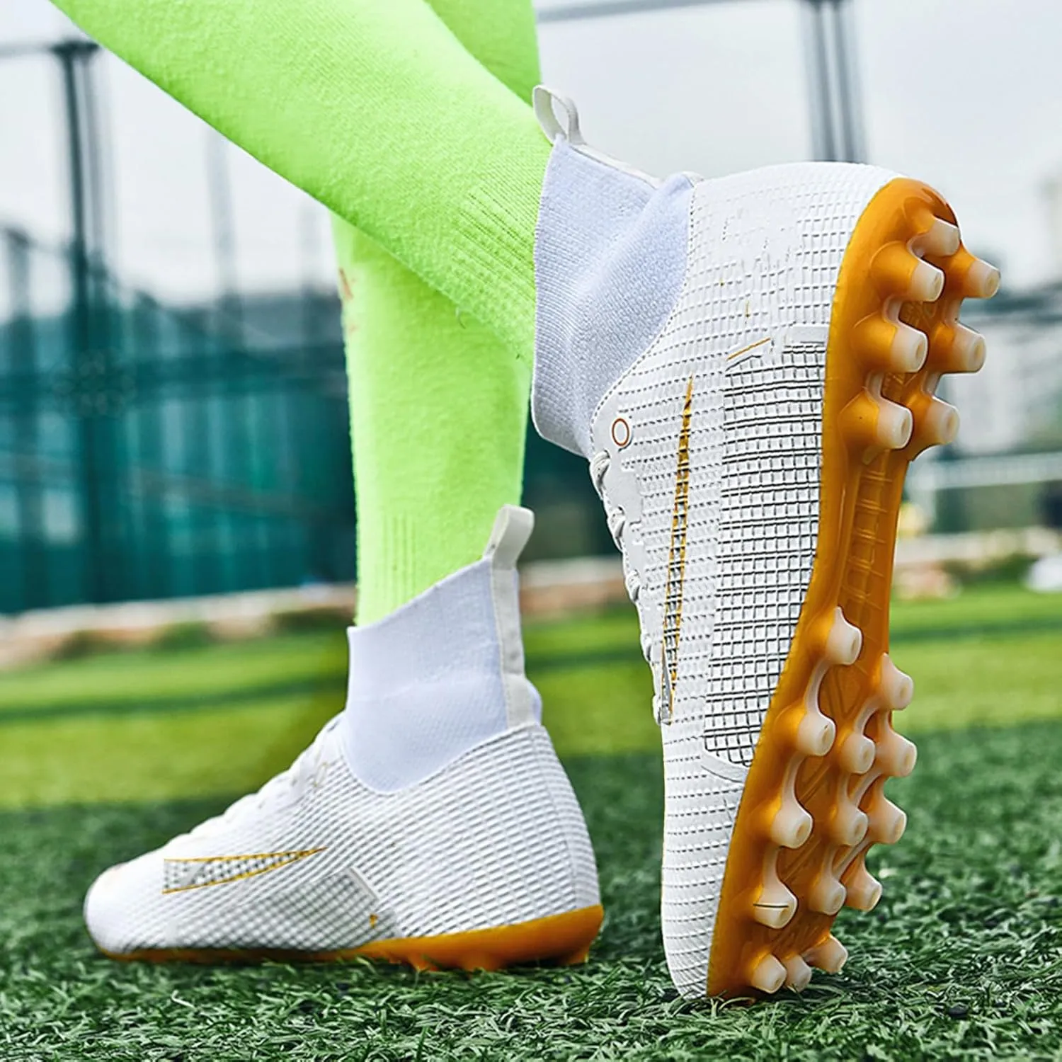 Kids Soccer Cleats,Unisex Football Shoes Outdoor,High-Top Boys Girls Athletic Soccer Shoes